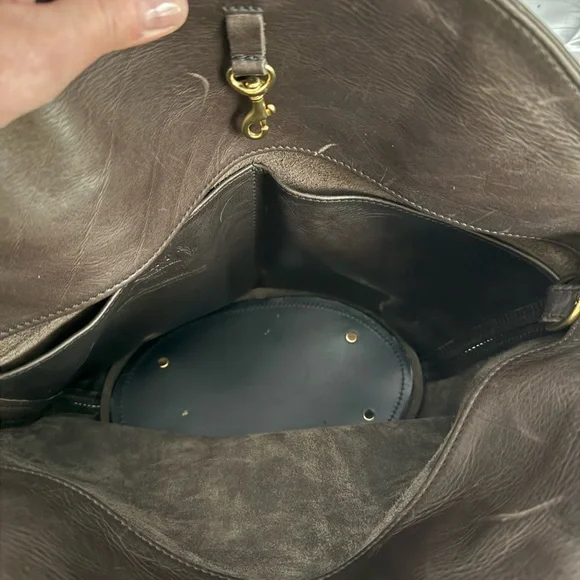 FOUNT Eloise Tote in EUC in Wolf. - Picture 3 of 5